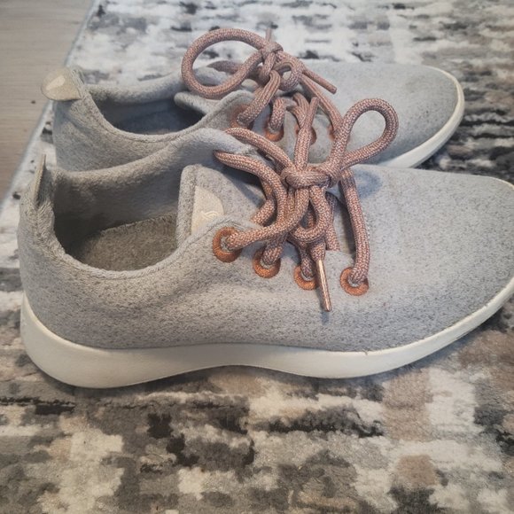 Allbirds - Picture 4 of 7